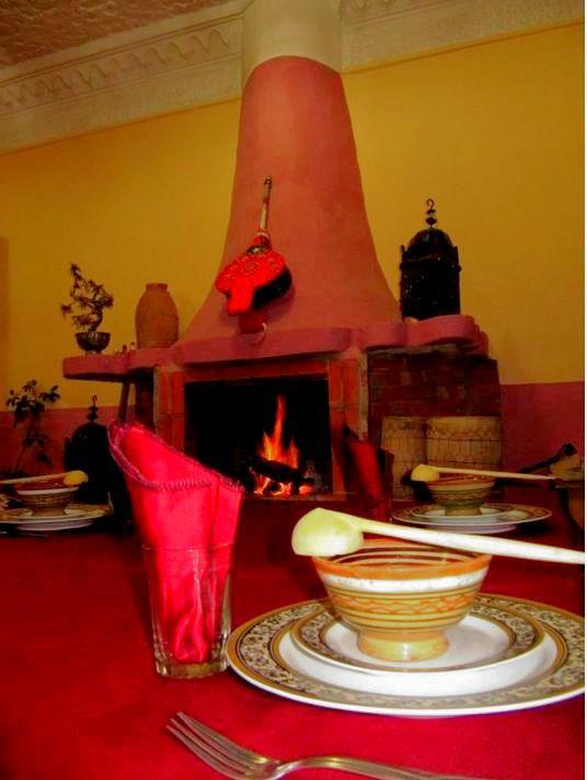 Auberge Des Peupliers Cafe Restaurant Akhendachou n'Ait Ouffi Exterior foto