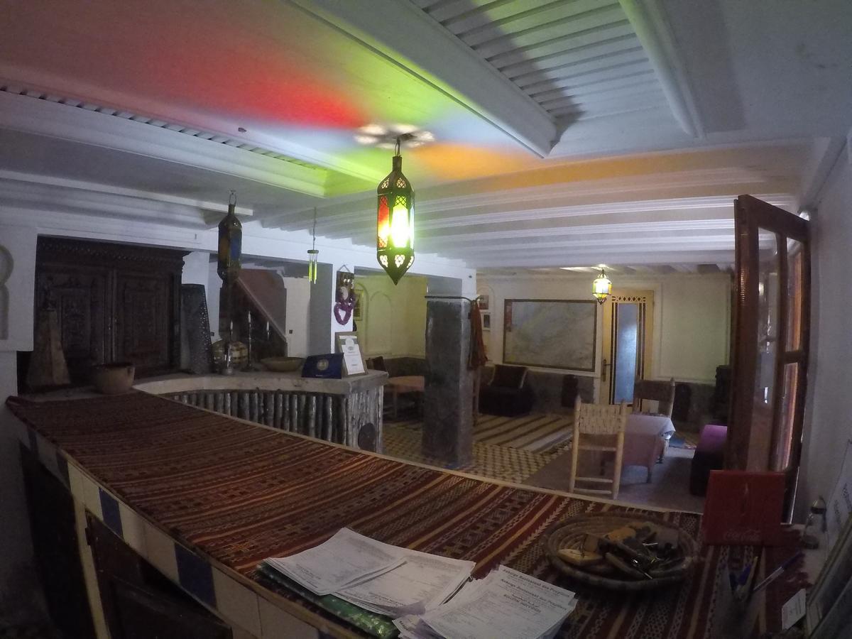 Auberge Des Peupliers Cafe Restaurant Akhendachou n'Ait Ouffi Exterior foto