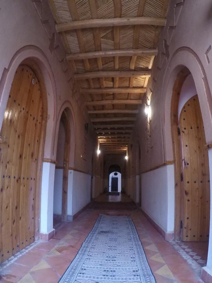 Auberge Des Peupliers Cafe Restaurant Akhendachou n'Ait Ouffi Exterior foto